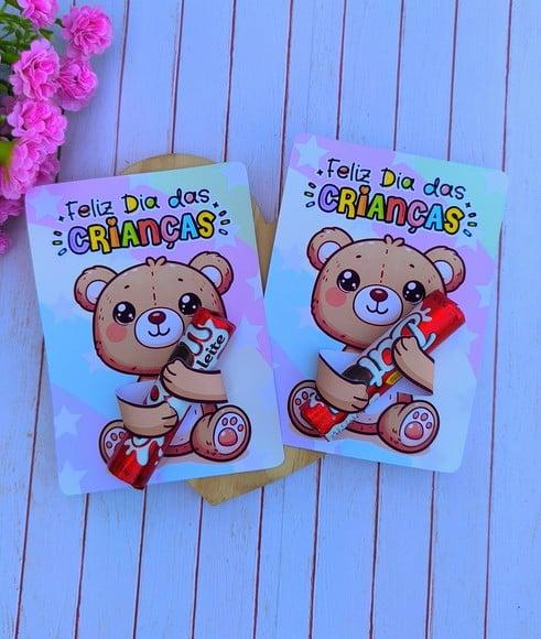 Card com Chocolate Baton- Dia das Crianças
