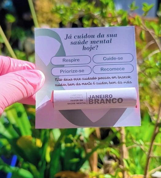 Card com Chocolate Baton- Janeiro Branco