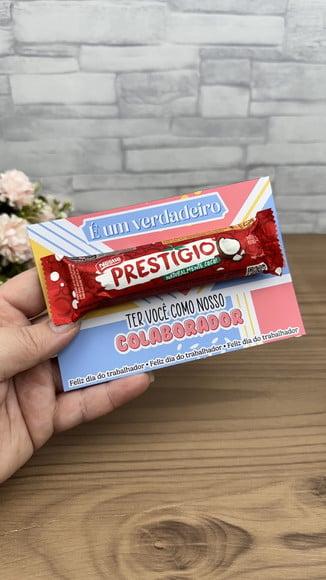 Card com Chocolate Prestígio 33g- Dia do Trabalho