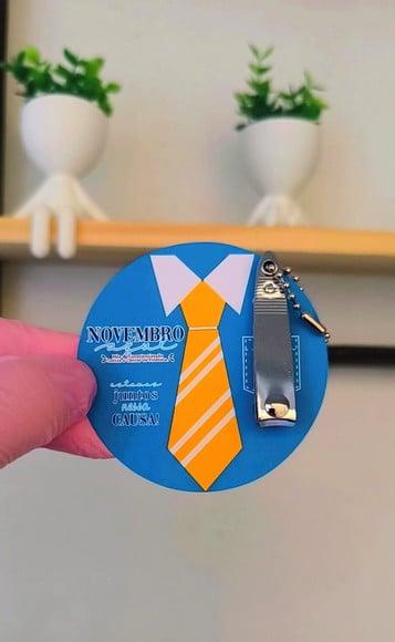 Card com Cortador de Unha- Novembro Azul