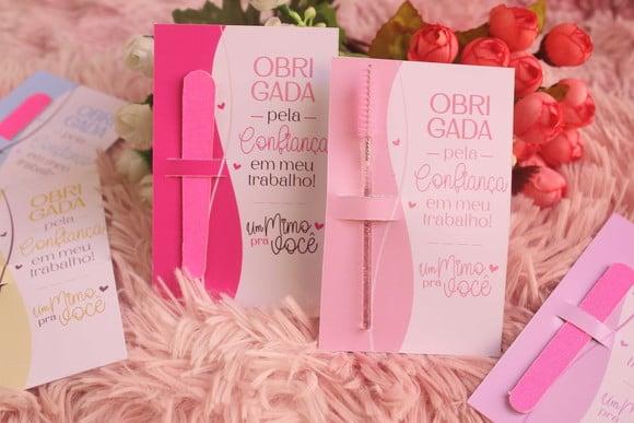Card Com Escovinha Ou Mini Lixa- Mimo Cliente