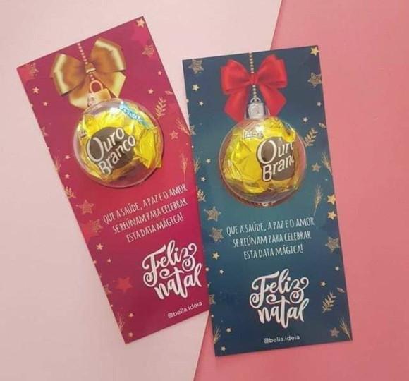 Card com Esfera e Bombom- Natal