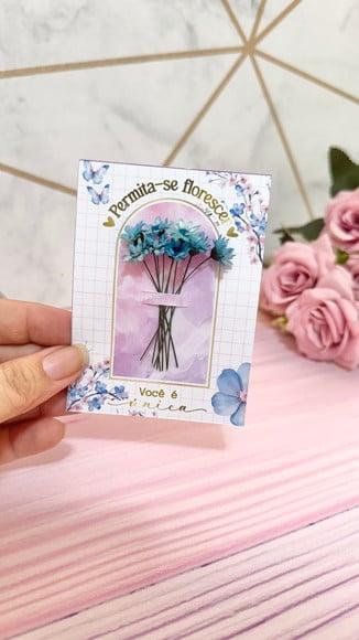 Card com Florzinha Sempre Viva- Dia da Mulher