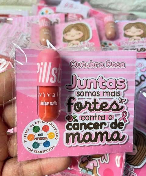 Card com Gloss Labial- Outubro Rosa