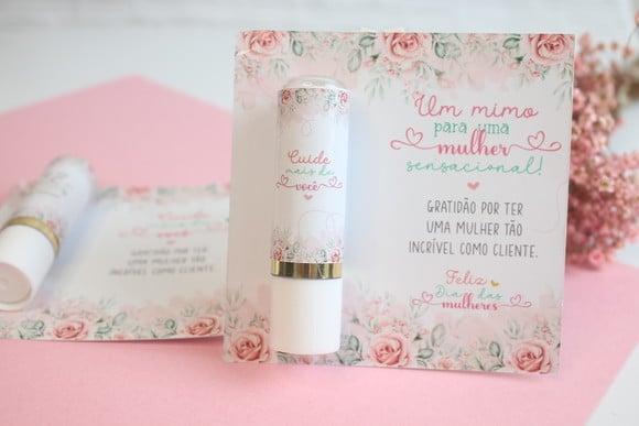 Card com Hidrante Labial(manteiga de Cacau)- Dia da Mulher