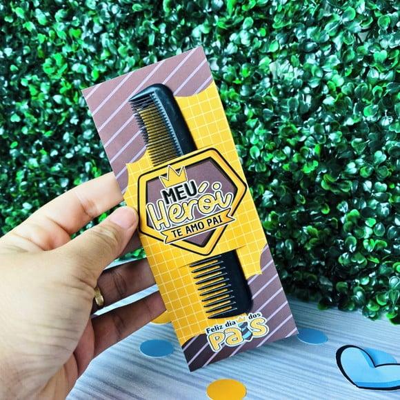 Card com Pente de Bolso- Dia dos Pais