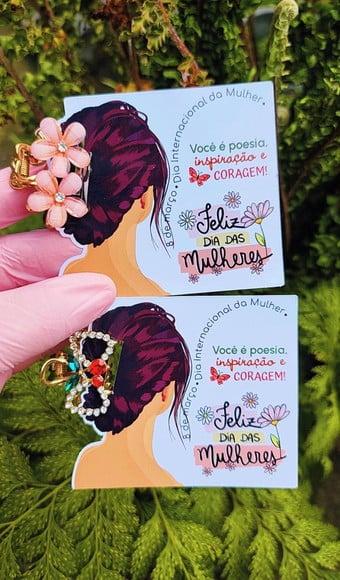 Card com Piranha de Cabelo- Dia da Mulher