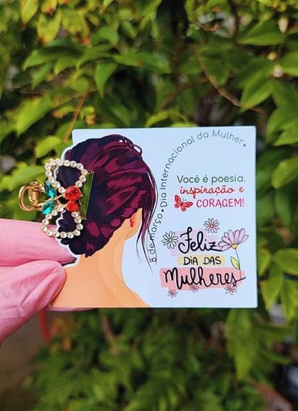 Card com Piranha de Cabelo- Dia da Mulher
