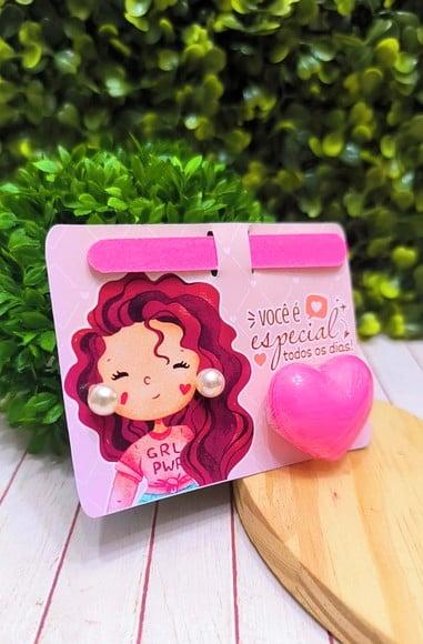 Card com Sabonetinho, Mini Lixa e Brinco- Dia da Mulher