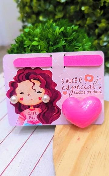 Card com Sabonetinho, Mini Lixa e Brinco- Dia da Mulher
