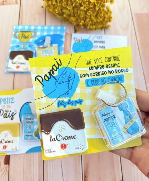 Card com Tablete Cacau Show 5g e Chaveiro- Dia dos Pais