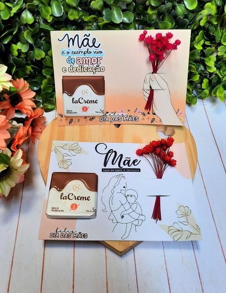 Card com Tablete Cacau Show e Florzinha- Dia das Mães