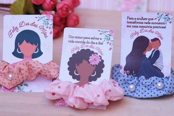 Card com Xuxinha Scrunch e Brinco- Dia das Mães