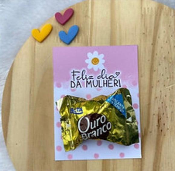 Cartão com Bombom- Dia da Mulher