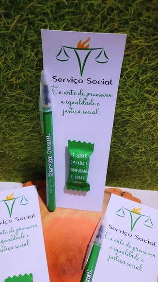 Cartão com Caneta e Balinha- Serviço Social