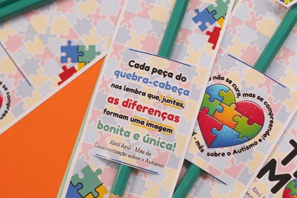 Cartão com Lápis- Autismo