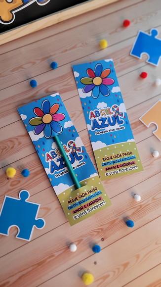Cartão com Lápis- Autismo- Abril Azul
