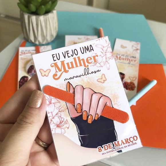 Cartão com Mini Lixa- Dia da Mulher