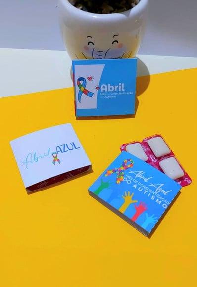 Chiclete- Abril Azul