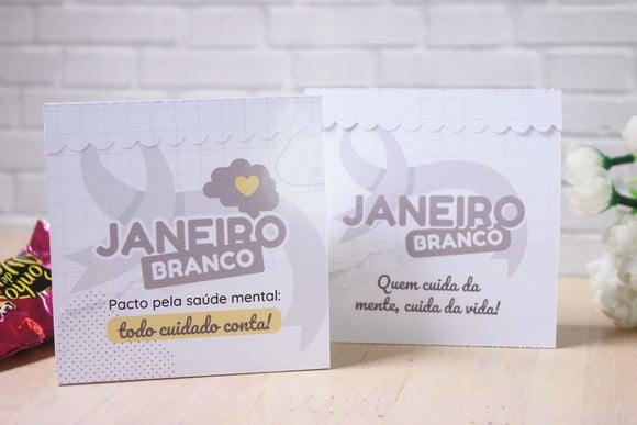 Lapela com Bombom- Janeiro Branco