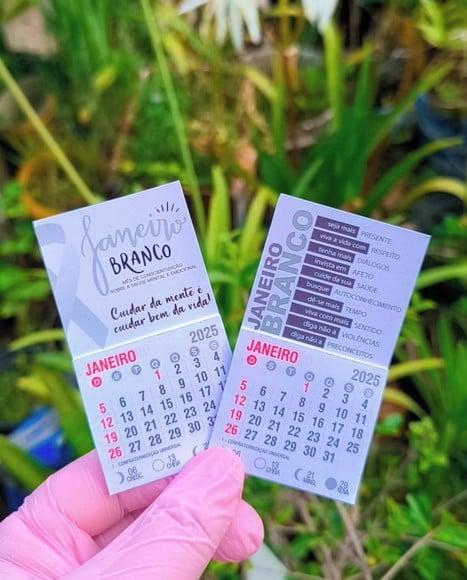 Mini Calendário com Imã- Janeiro Branco