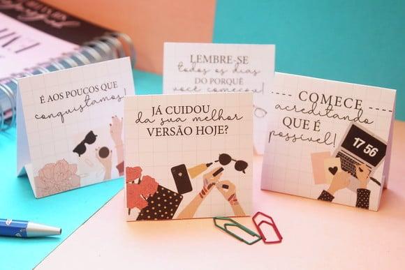 Mini Calendário de Mesa 2024