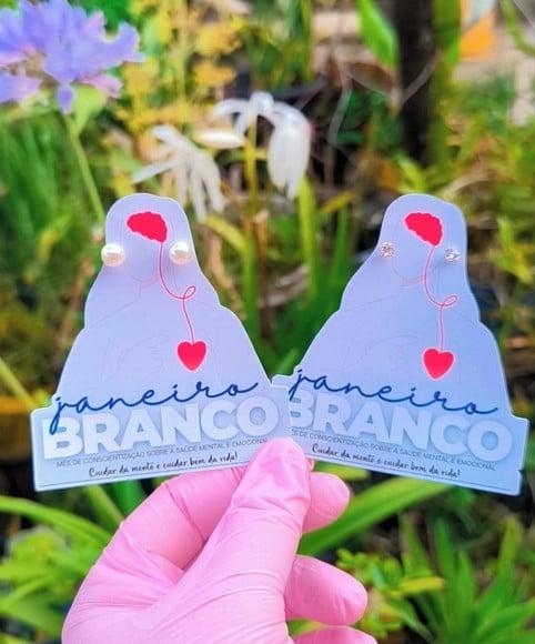 Tag com Brinco- Janeiro Branco