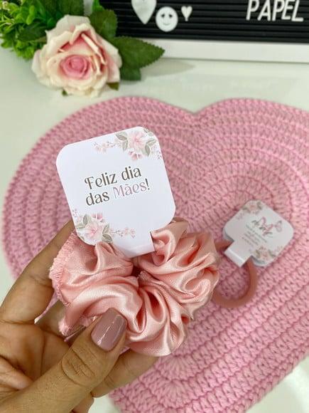 Tag com Xuxinha Scrunchi- Dia das Mães