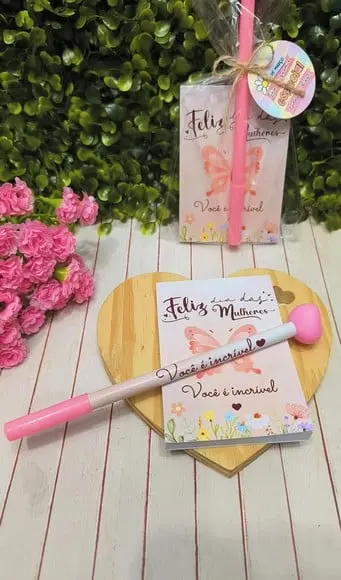 Bloquinho de Anotações com Caneta Coração- Dia da Mulher