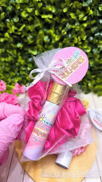 Brilho Labial e Xuxinha Scrunch- Dia da Mulher