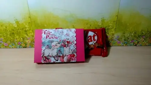 Caixinha com 1 KitKat- Páscoa
