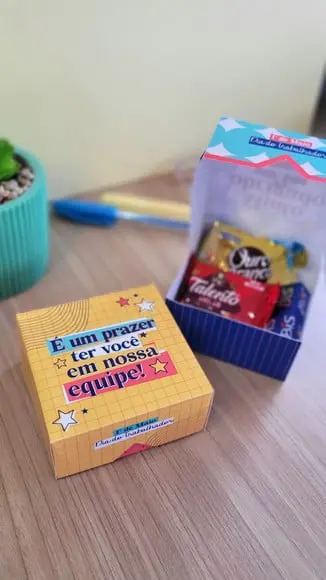 Caixinha com 3 Chocolates- Dia do Trabalho
