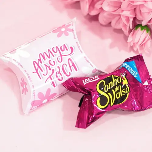 Caixinha com Bombom- Outubro Rosa
