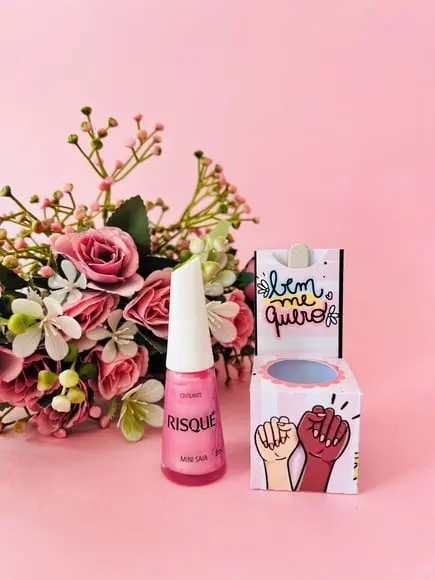 Caixinha com Esmalte e Mini Lixa- Dia das Mulheres