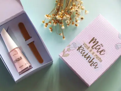 Caixinha com Esmalte e Mini Lixa- Dia das Mães