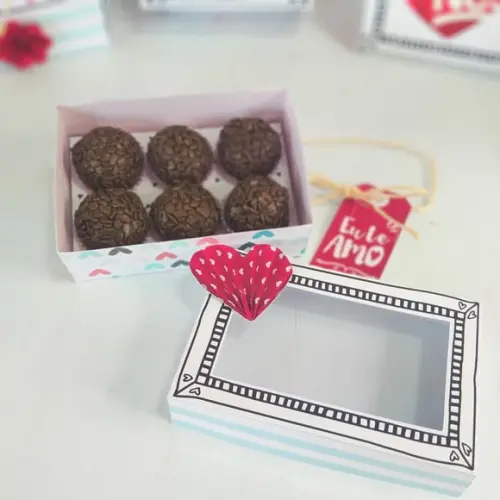 Caixinha para Brigadeiros- DIA DOS NAMORADOS