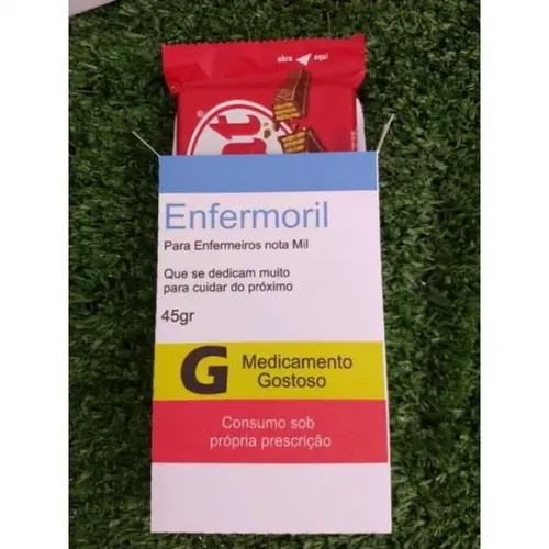 Caixinha para Kitkat- Enfermagem