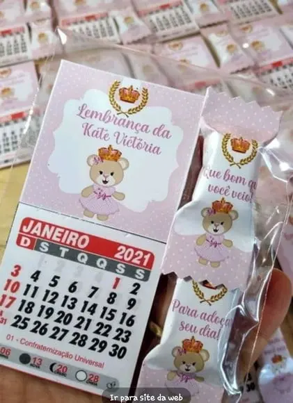 Calendário (do Ano) com 2 Balinhas- Chá de Bebê/revelação