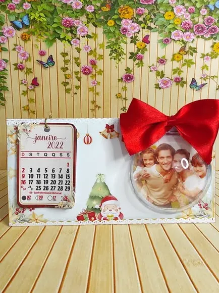 Calendário 2023 com Bola Acrílica com Foto