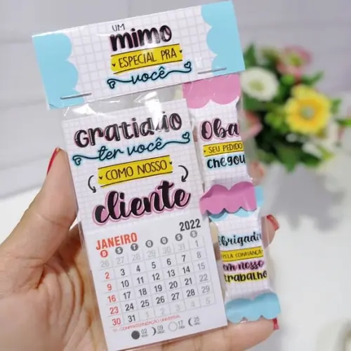 Calendário 2024 com 2 Balinhas- Mimo Cliente