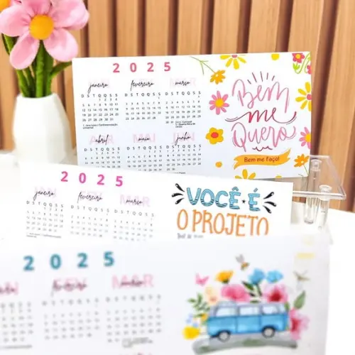 Calendário de Mesa 2025