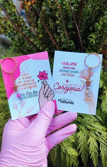 Card + Chaveirinho com Florzinha Sempre Viva- Dia da Mulher