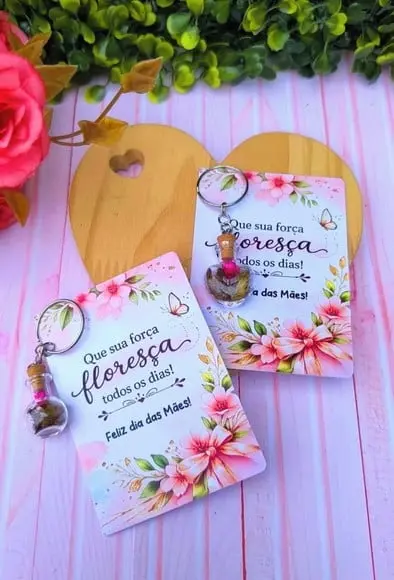 Card + Chaveirinho com Florzinha Sempre Viva- Dia das Mães