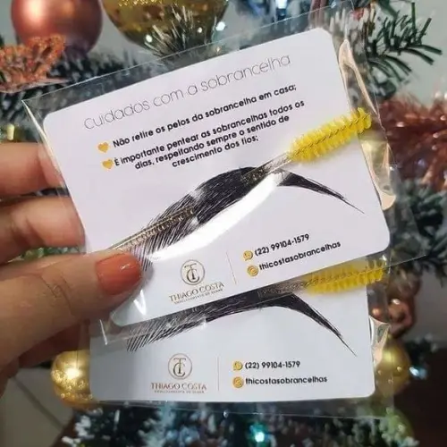 Card + Escovinha para Sobrancelha