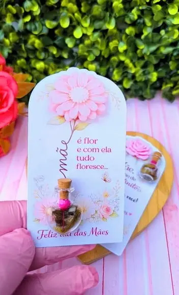 Card + Vidrinho com Florzinha Sempre Viva- Dia das Mães
