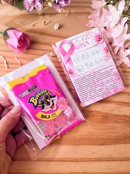Card com Balinha Bubbaloo- Outubro Rosa