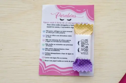 CARD COM BALINHA Cílios