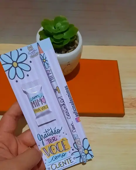 Card com Balinha e Lápis- Mimo Cliente