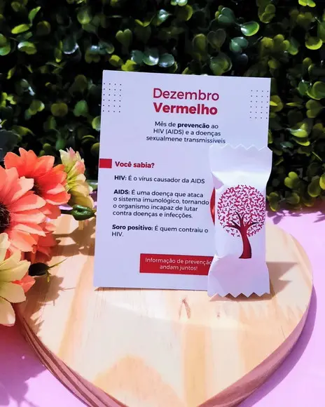 Card com Balinha- Dezembro Vermelho