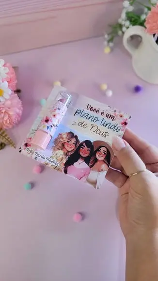 Card com Batom- Dia da Mulher